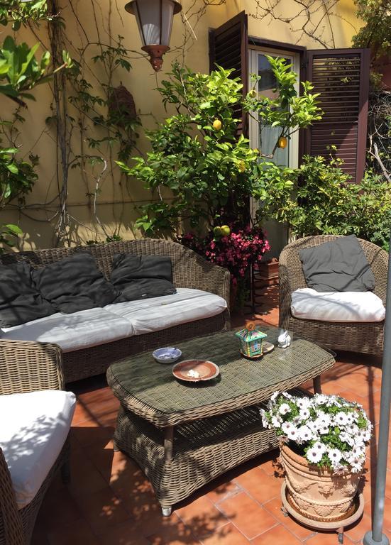 Bed and Breakfast Terrazza Duomo Neapel Exterior foto