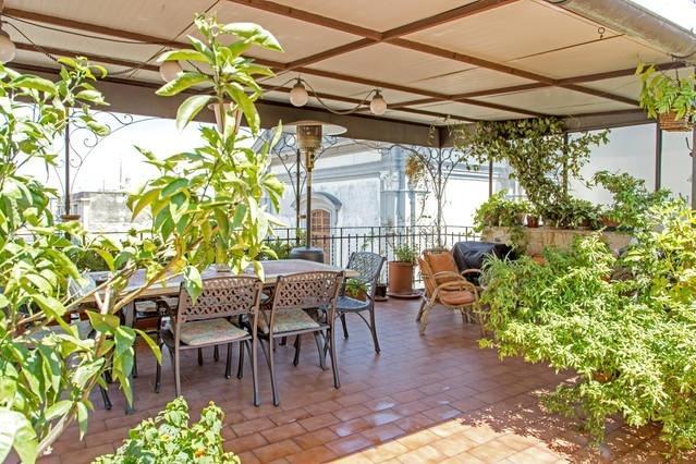 Bed and Breakfast Terrazza Duomo Neapel Exterior foto