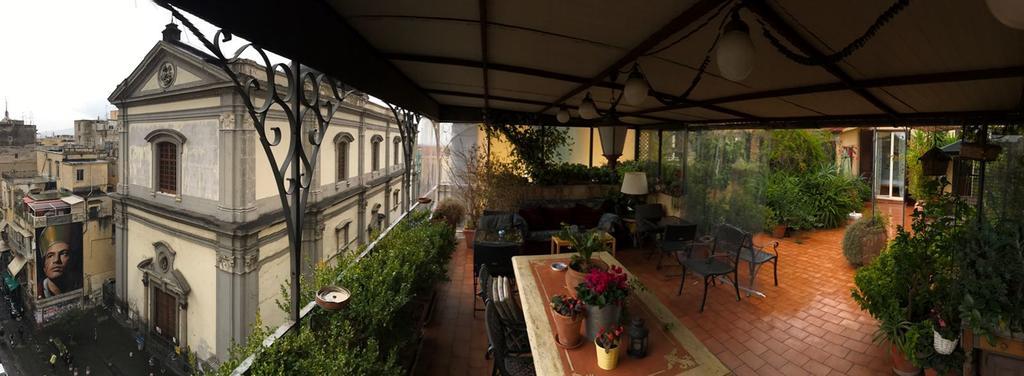 Bed and Breakfast Terrazza Duomo Neapel Exterior foto
