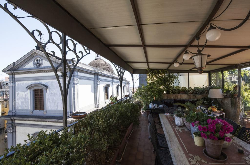 Bed and Breakfast Terrazza Duomo Neapel Exterior foto